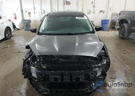 2018 Ford Focus Se из США, поврежденный, VIN 1FADP3F20JL286235